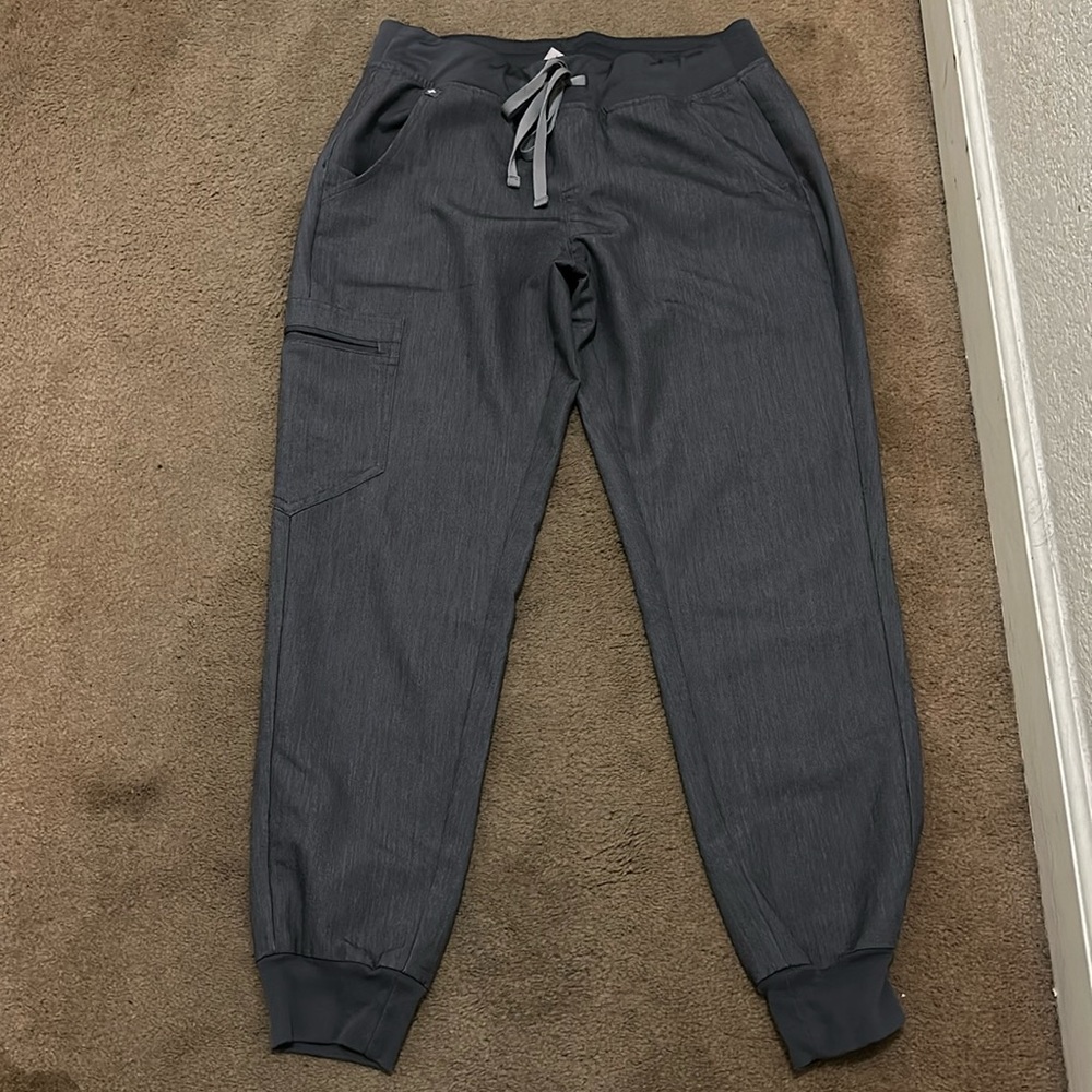 Graphite Figs scrub pants, size S/P